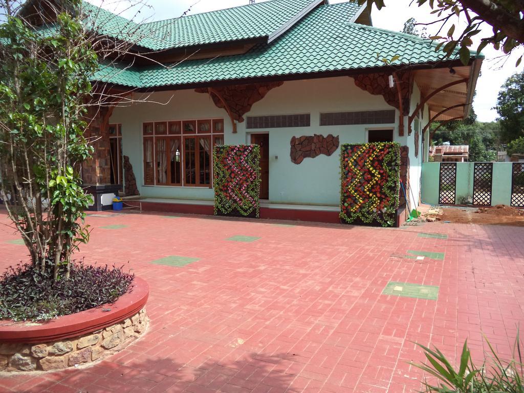 Hsaung Thazin Hotel Pyin Oo Lwin Exterior photo