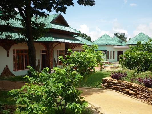 Hsaung Thazin Hotel Pyin Oo Lwin Exterior photo