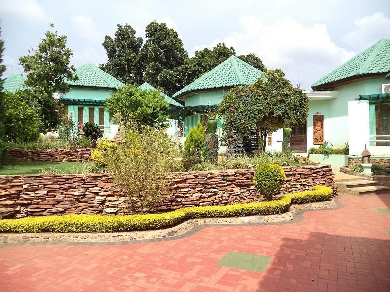 Hsaung Thazin Hotel Pyin Oo Lwin Exterior photo